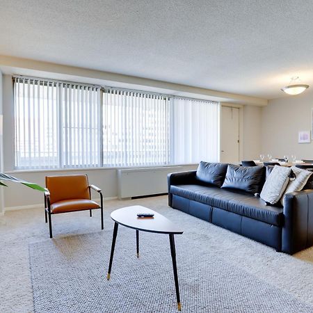Beautiful 2Br Apartment At Crystal City With Gym Arlington Exteriér fotografie