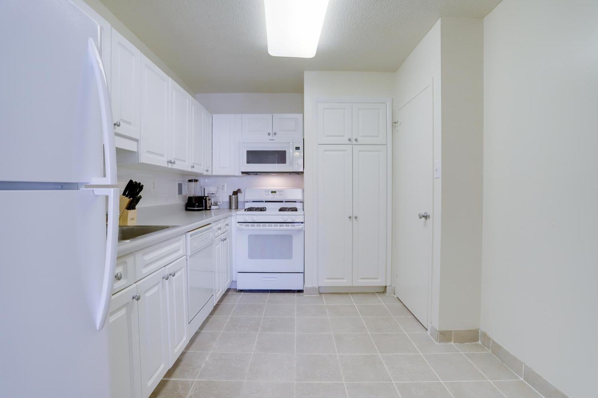 Beautiful 2Br Apartment At Crystal City With Gym Arlington Exteriér fotografie
