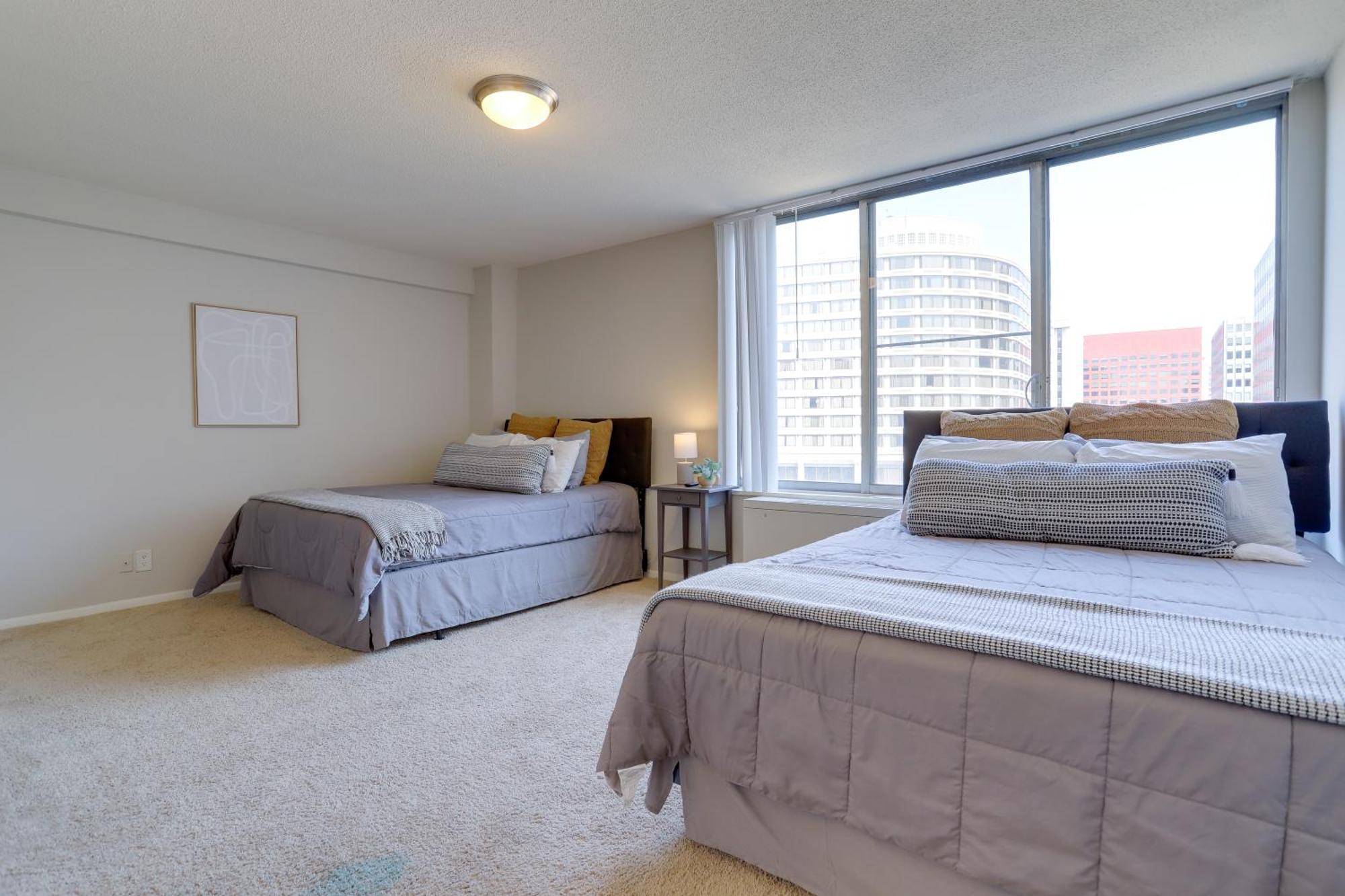 Beautiful 2Br Apartment At Crystal City With Gym Arlington Exteriér fotografie